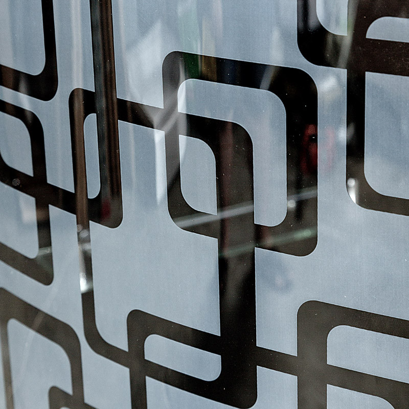 Душевая кабина DTO BM 1510 LED Black с гидромассажем (100x100)