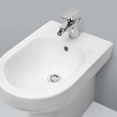 Биде напольное AM.PM Spirit 2.0 C703111WH белый глянец + смеситель хром