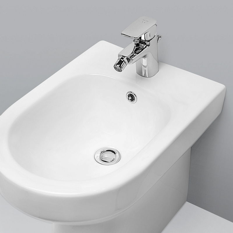 Биде напольное AM.PM Spirit 2.0 C703111WH белый глянец + смеситель хром