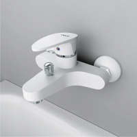 Смеситель для ванны Dorff  Alpha D9010000WH белый